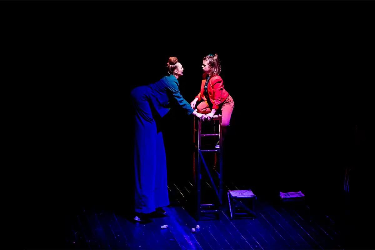 Spectacle Si tu n’étais pas là de la Cie Dos Mundos al-Arte sur la scène de L’Esty